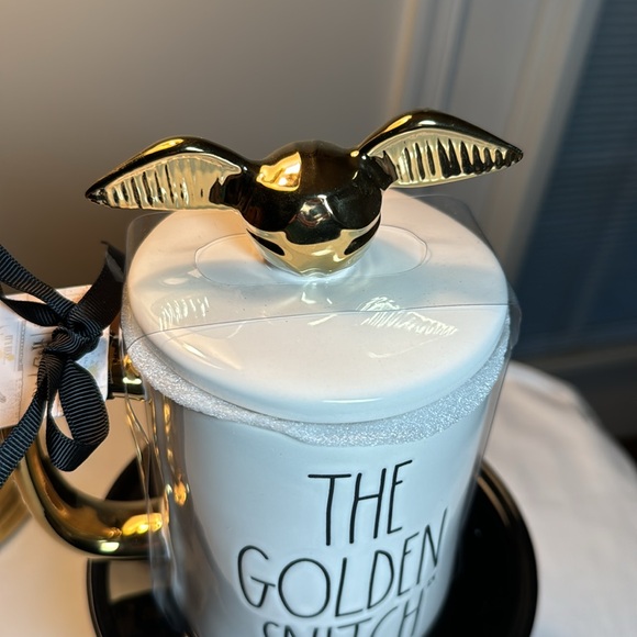 Rae Dunn The Golden Snitch coffee/tea mug - Picture 3 of 8